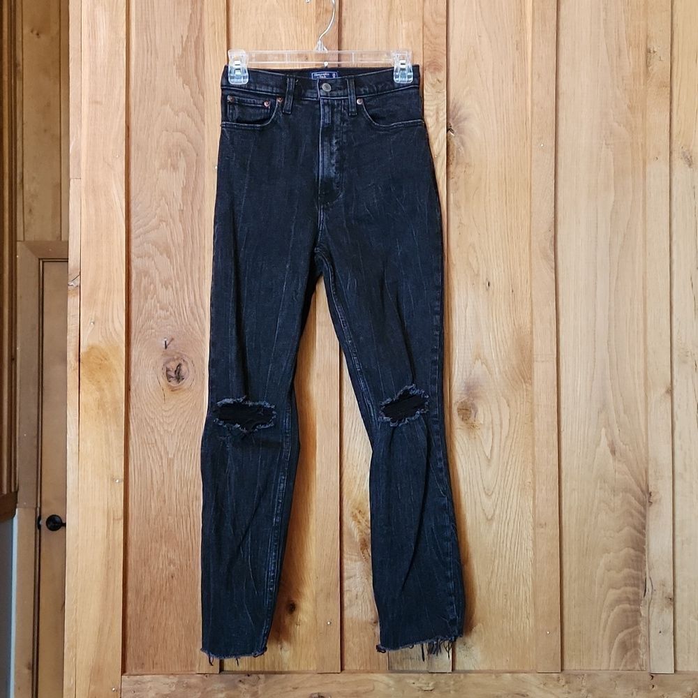 Abercrombie Fitch Ultra High Rise Distressed Mom Jeans, Size 0, Black Wash Denim